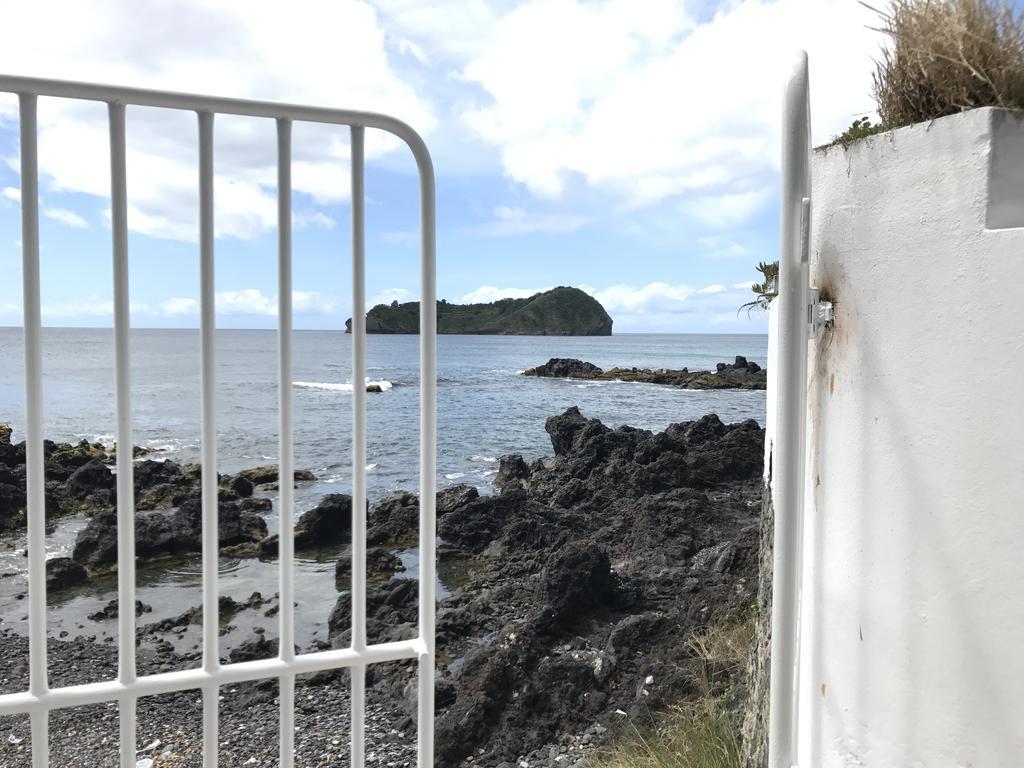 A Villa By The Sea Bed & Breakfast Vila Franca do Campo Exterior foto