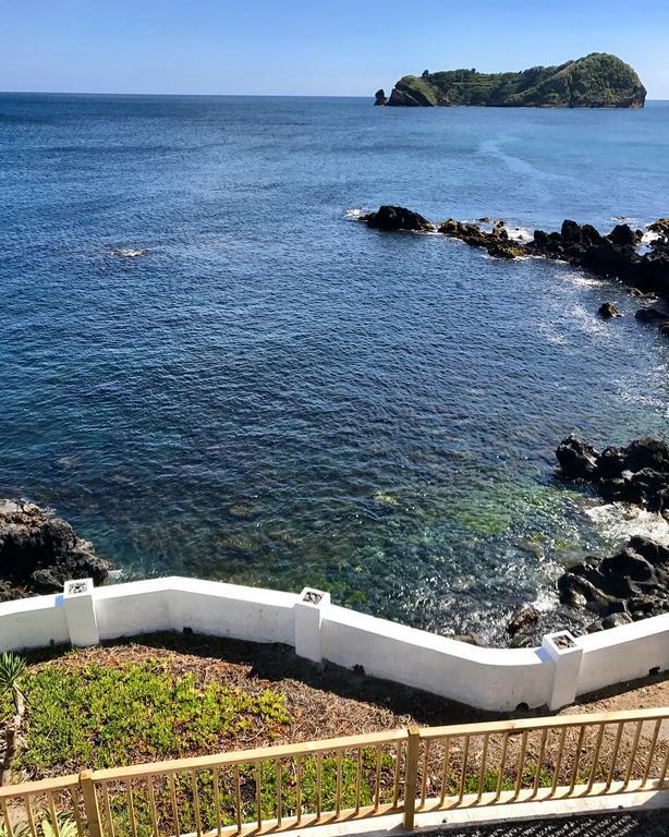 A Villa By The Sea Bed & Breakfast Vila Franca do Campo Exterior foto