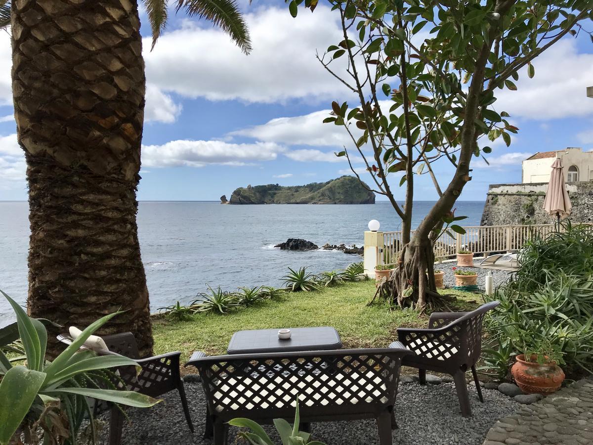 A Villa By The Sea Bed & Breakfast Vila Franca do Campo Exterior foto