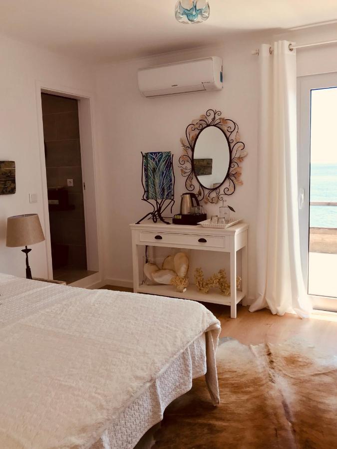 A Villa By The Sea Bed & Breakfast Vila Franca do Campo Exterior foto